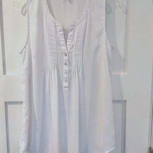 Sleeveless split neck Blouse